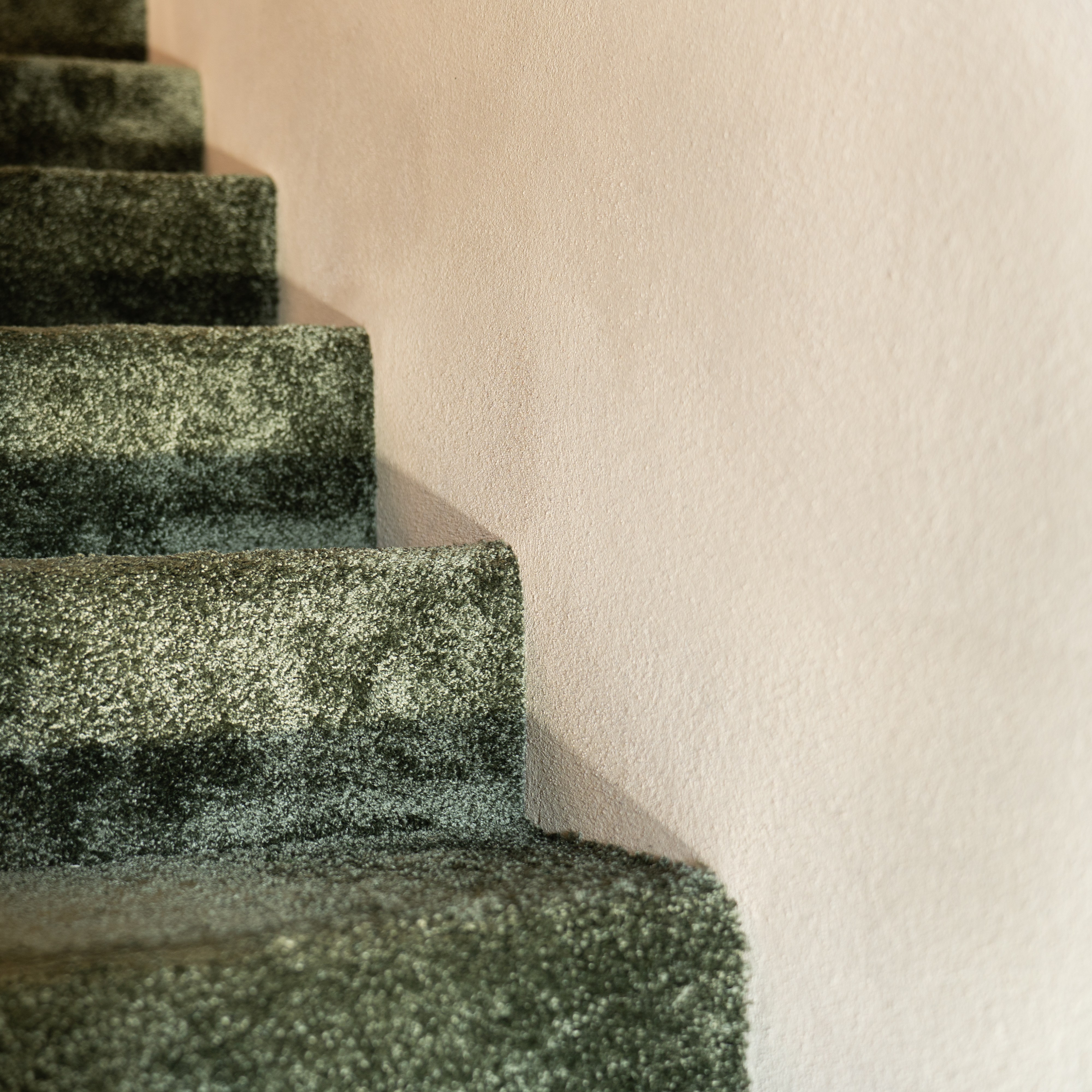 Lubikrohv ja trepp, 2025